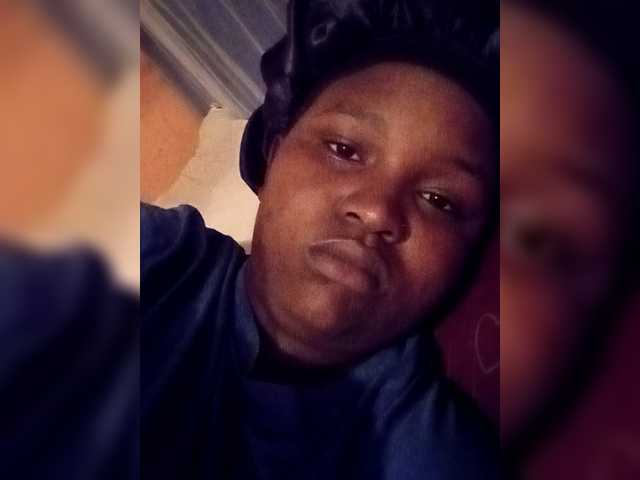 Pretty-mama Live Cam on BongaCams