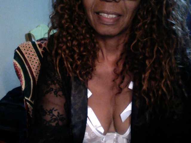 Famelapine live cam on BongaCams