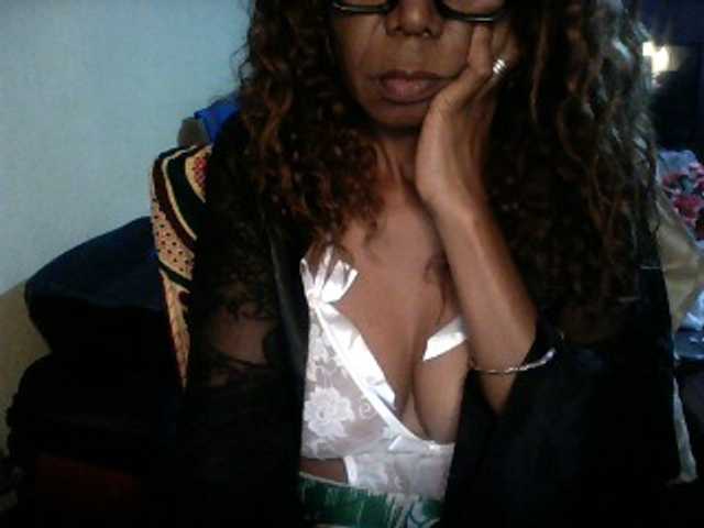 Famelapine live cam on BongaCams