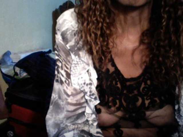 Famelapine live cam on BongaCams