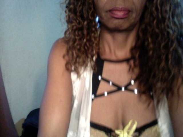 Sex chat gratuit in direct cu Famelapine pe BongaCams