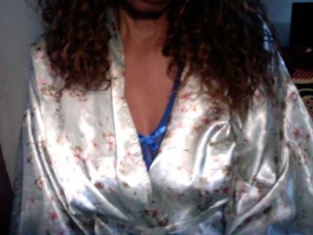 Famelapine live cam on BongaCams
