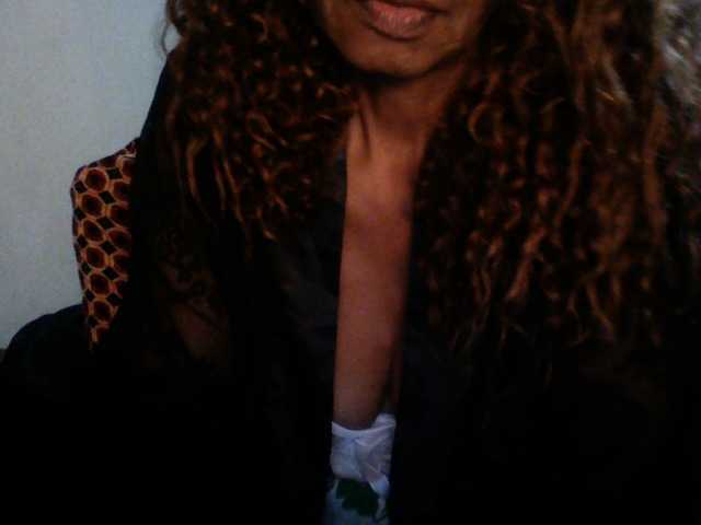 Famelapine live cam on BongaCams