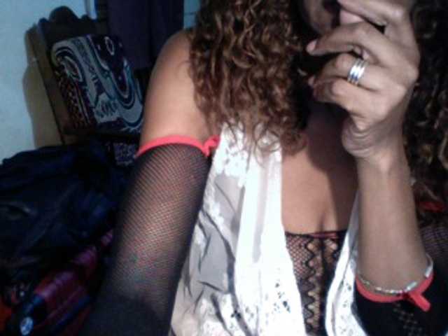 Famelapine live cam on BongaCams