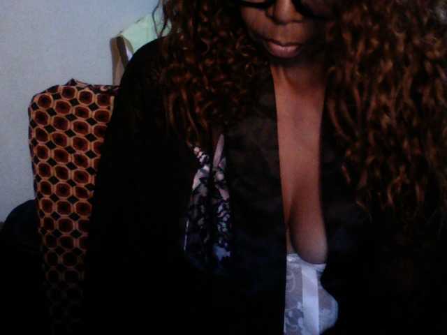 Famelapine live cam on BongaCams