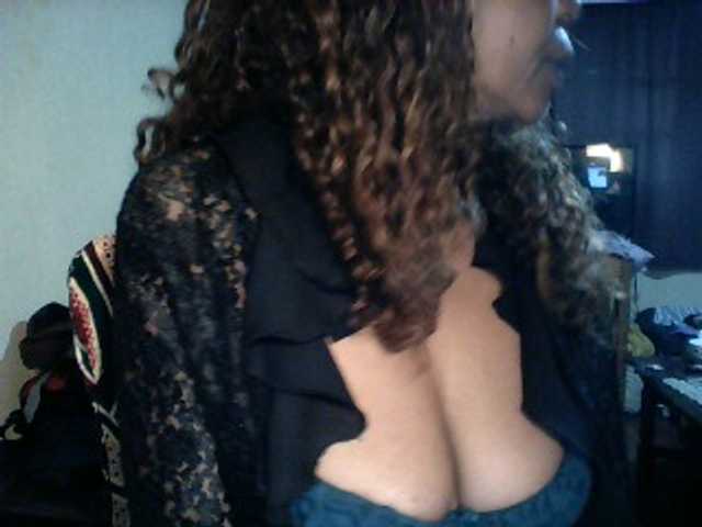 Famelapine live cam preview