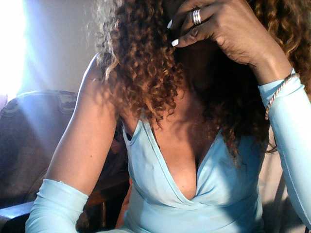 Famelapine live cam on BongaCams
