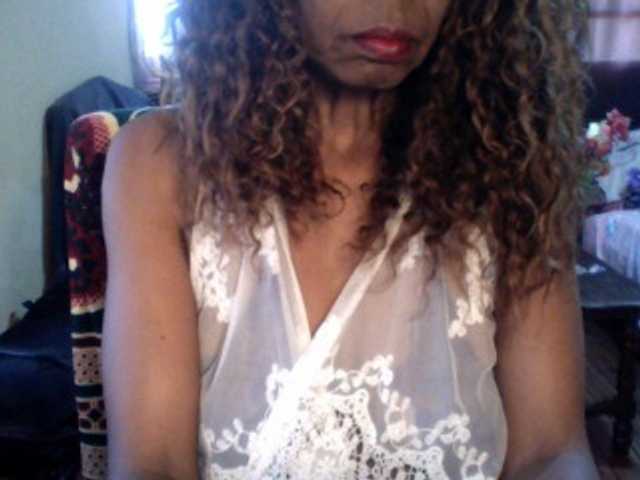 Famelapine live cam on BongaCams