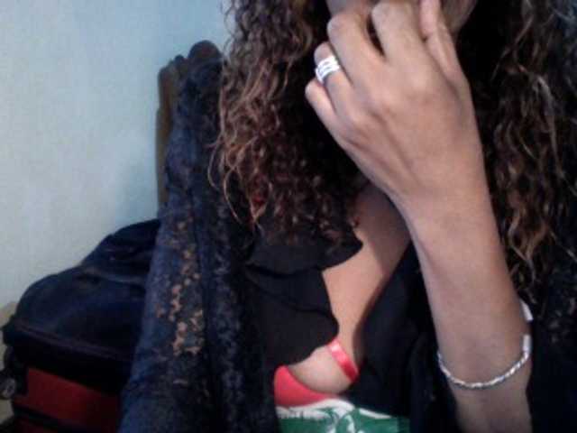 Famelapine live cam on BongaCams