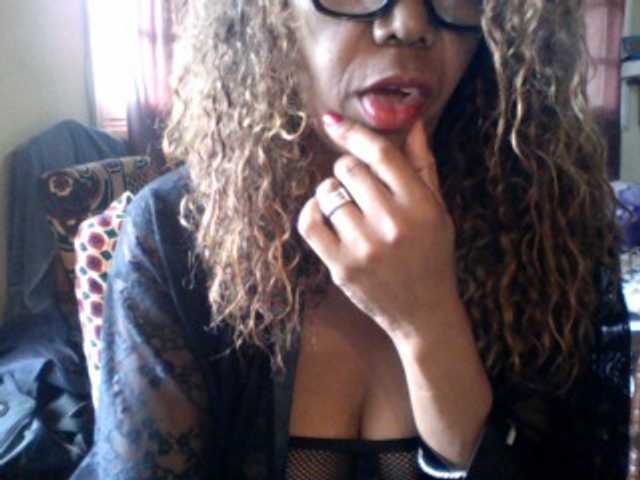 Famelapine live cam on BongaCams