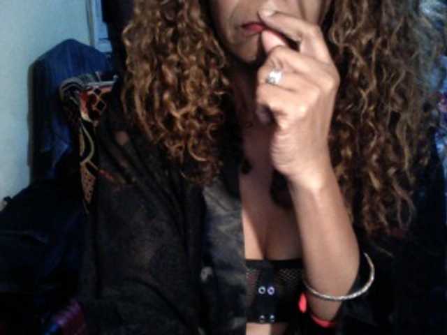 Famelapine live cam on BongaCams