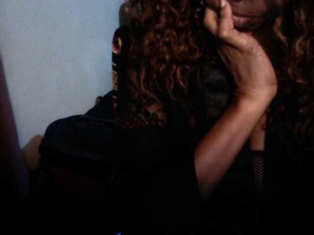 Famelapine live cam on BongaCams