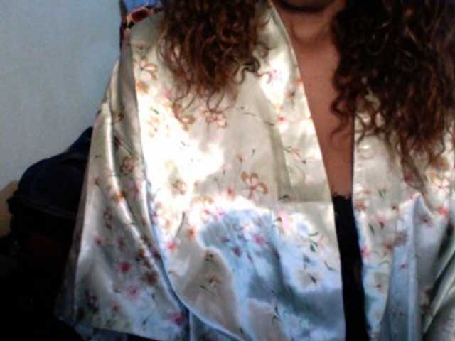 Famelapine live cam on BongaCams