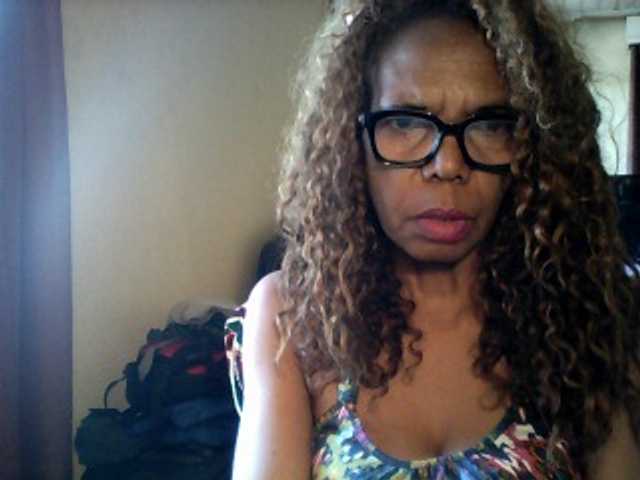 Famelapine live cam on BongaCams