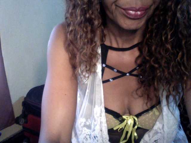 Famelapine live webcam show