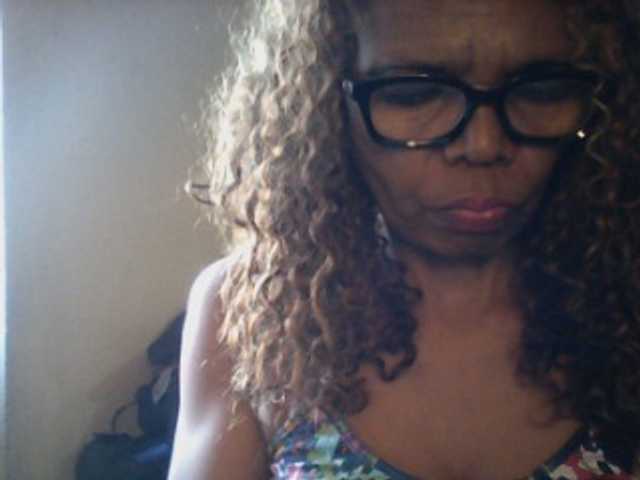 Famelapine live cam on BongaCams