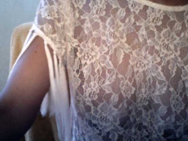 Famelapine live cam on BongaCams