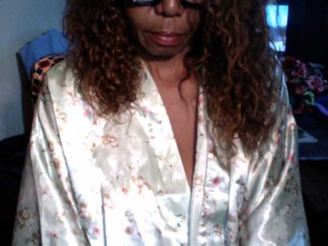 Famelapine live cam on BongaCams