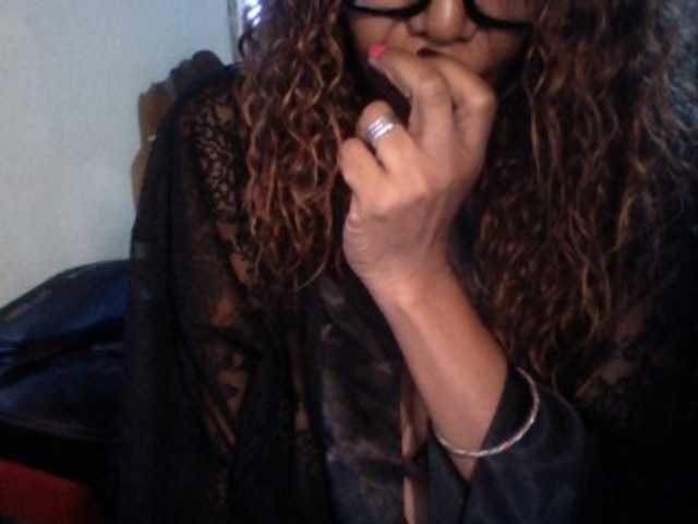Famelapine live cam on BongaCams