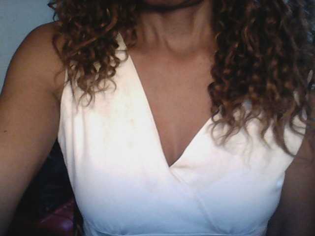 Famelapine live cam on BongaCams