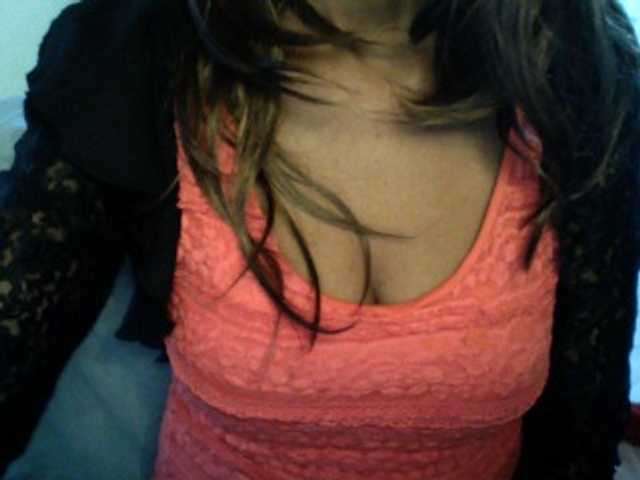 Famelapine live cam on BongaCams