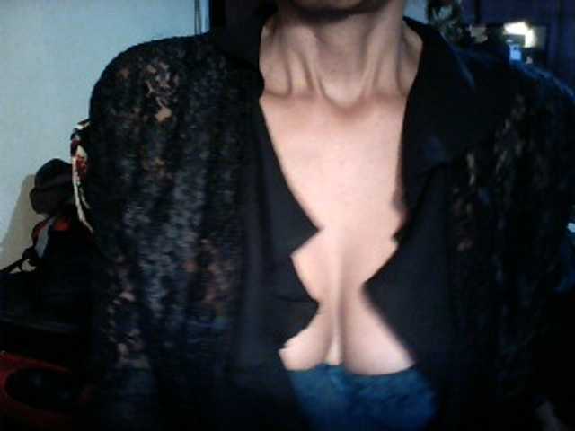 Famelapine live cam on BongaCams