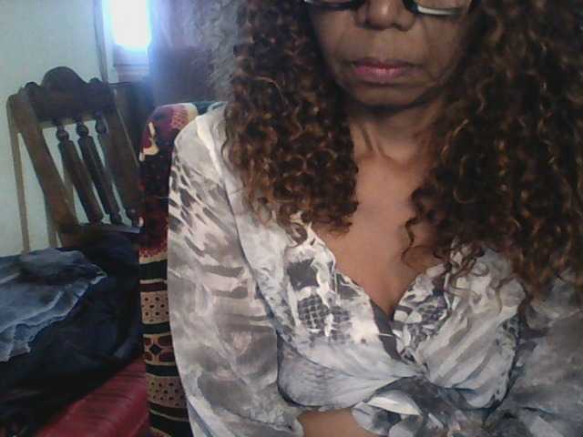 Famelapine live cam on BongaCams