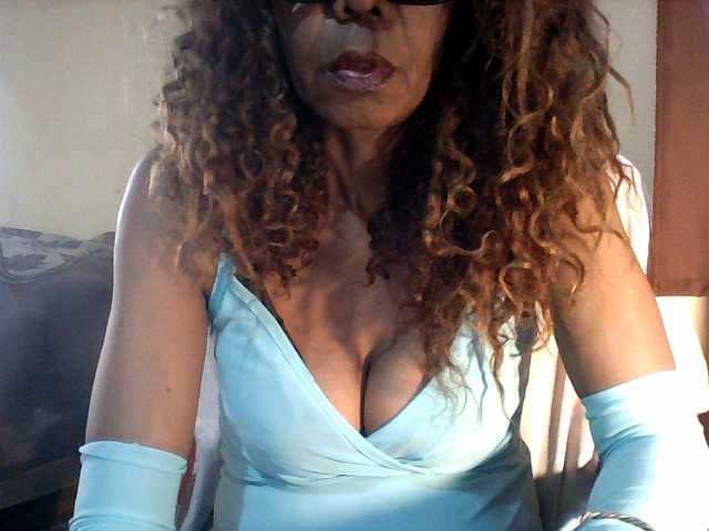 Famelapine live cam on BongaCams