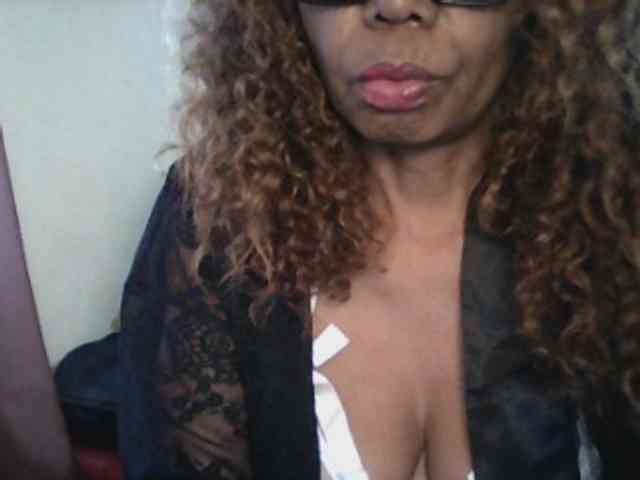 Famelapine webcam