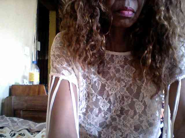 Famelapine webcam