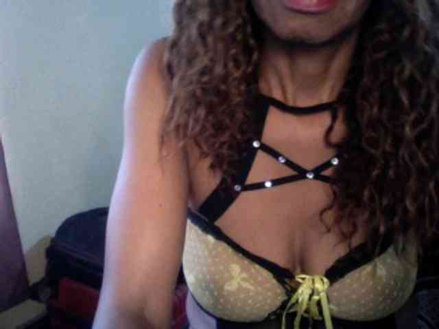 Famelapine webcam