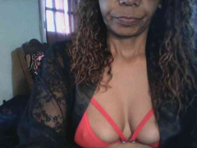 Famelapine webcam