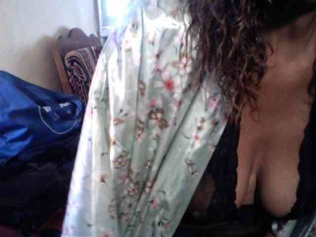 Famelapine webcam