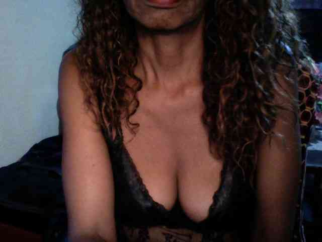Famelapine webcam