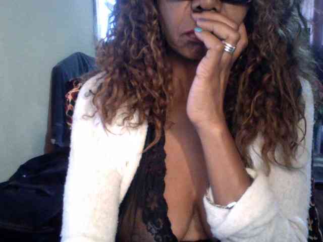 Famelapine webcam