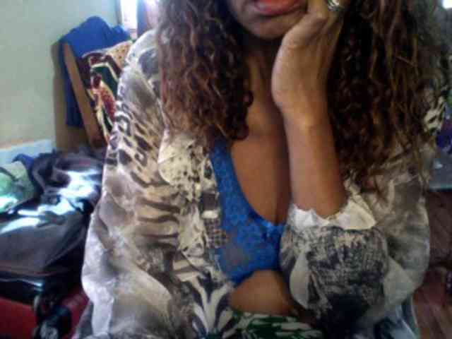 Famelapine webcam