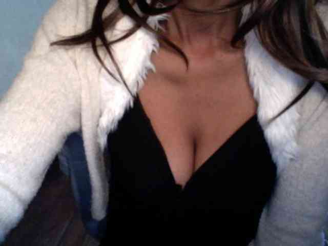 Famelapine webcam