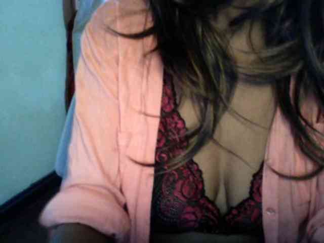 Famelapine webcam