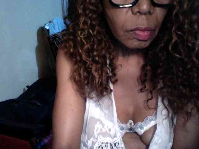 Famelapine webcam