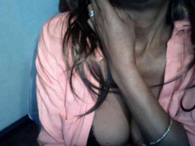 Famelapine webcam