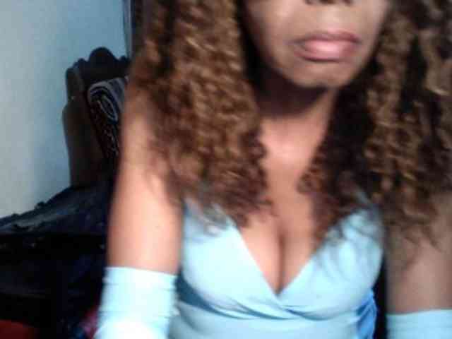 Famelapine webcam