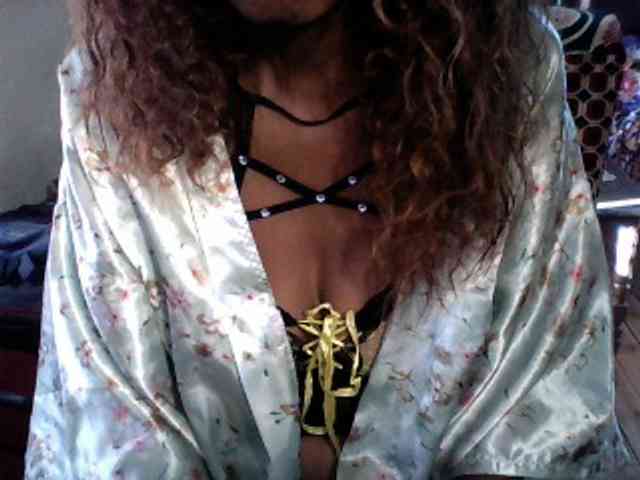Famelapine webcam