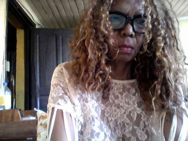 Famelapine webcam