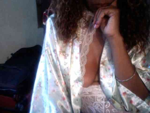 Famelapine webcam