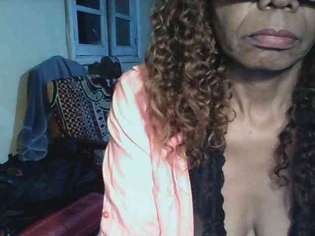 Famelapine webcam