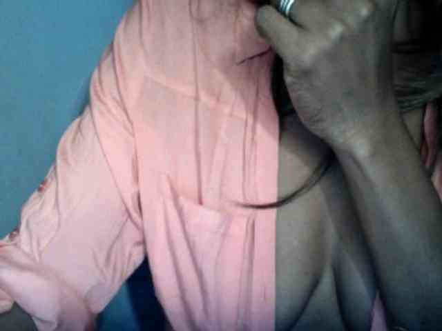 Famelapine webcam