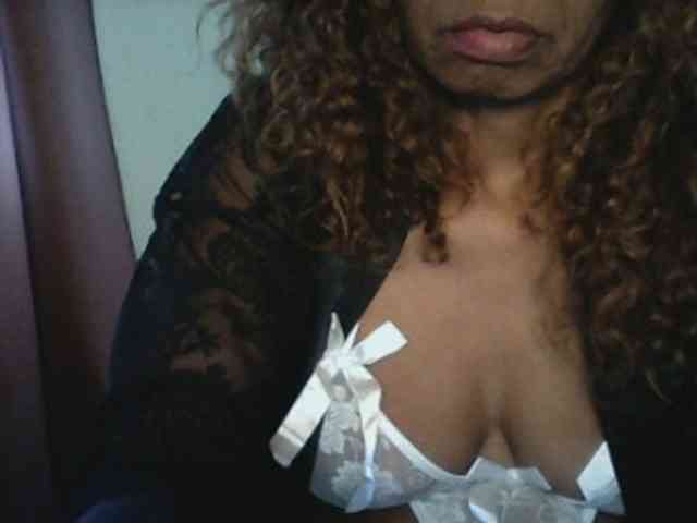 Famelapine webcam