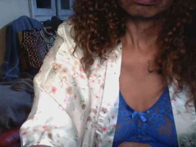 Famelapine webcam