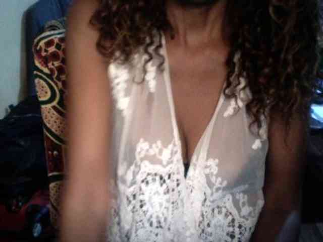 Famelapine webcam