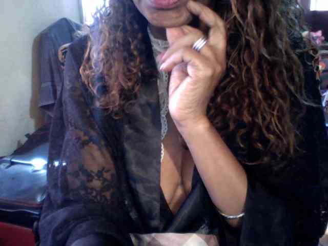 Famelapine webcam